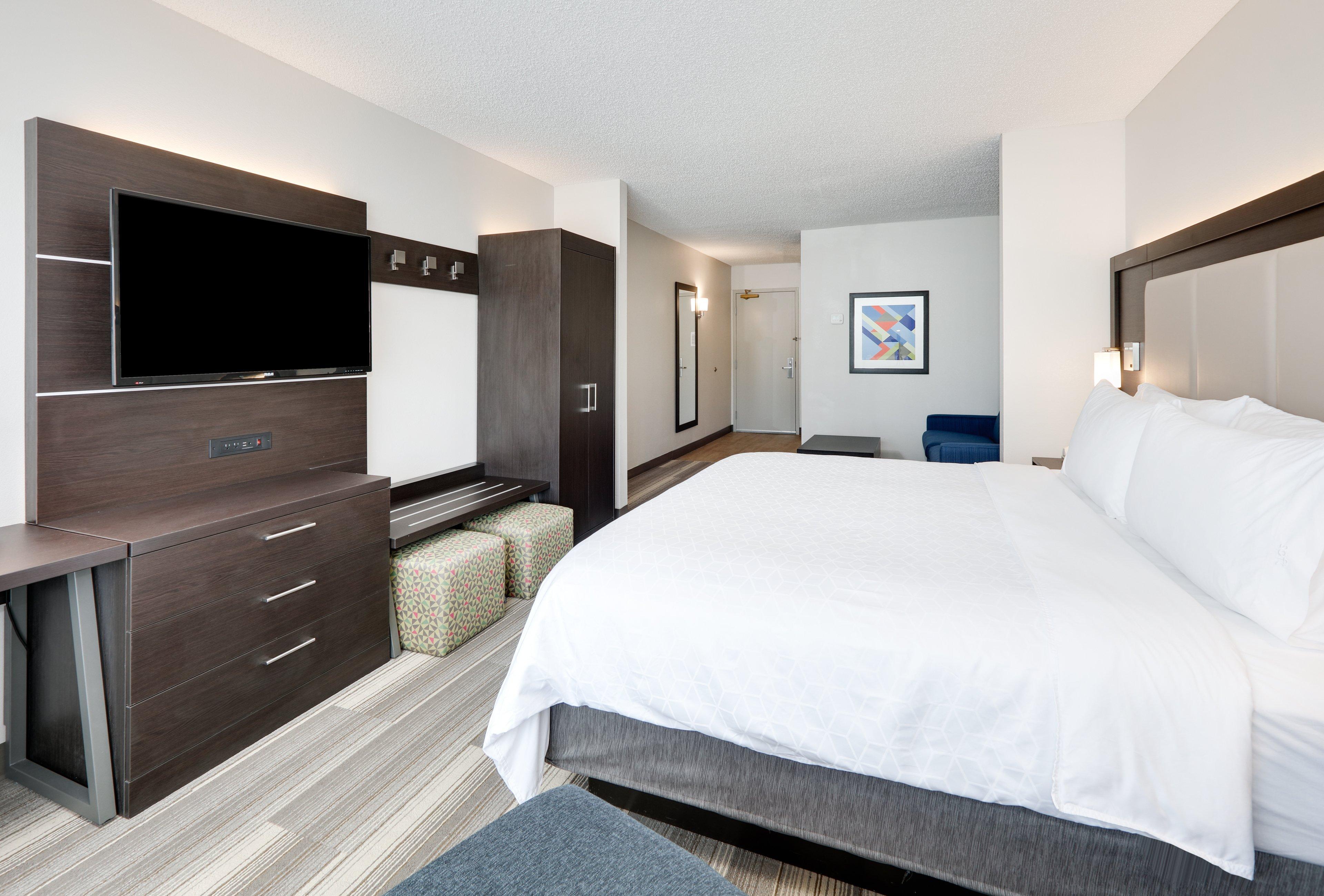 Holiday Inn Express Hotel & Suites Dublin By Ihg Bagian luar foto