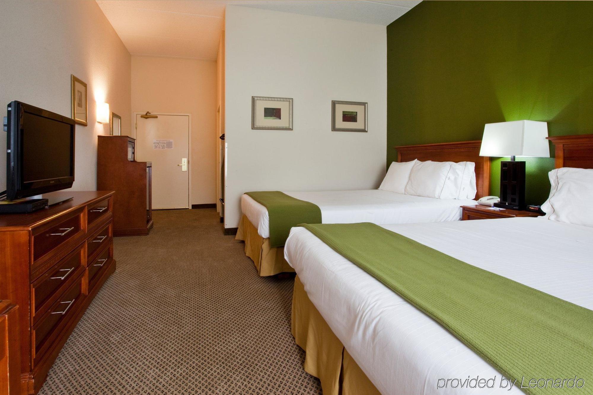 Holiday Inn Express Hotel & Suites Dublin By Ihg Ruang foto